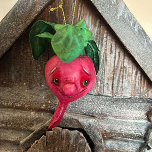 Xmas Ornament - Radish